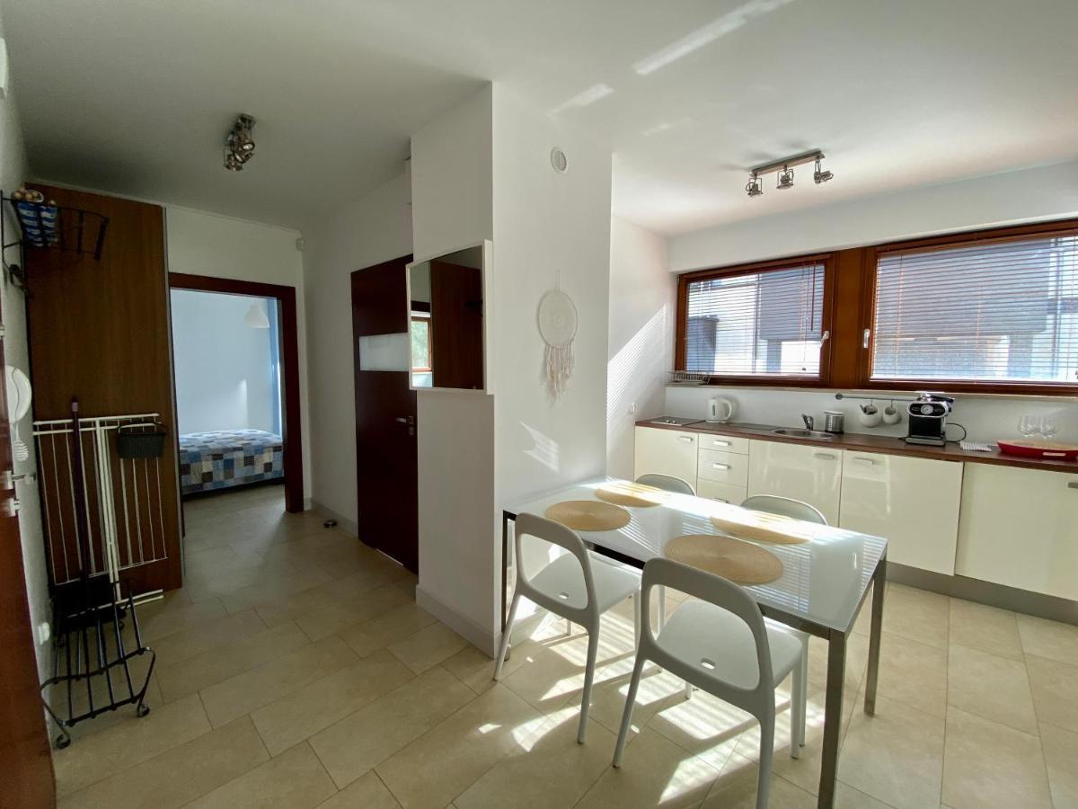 Apartment Bursztynowa 16 *