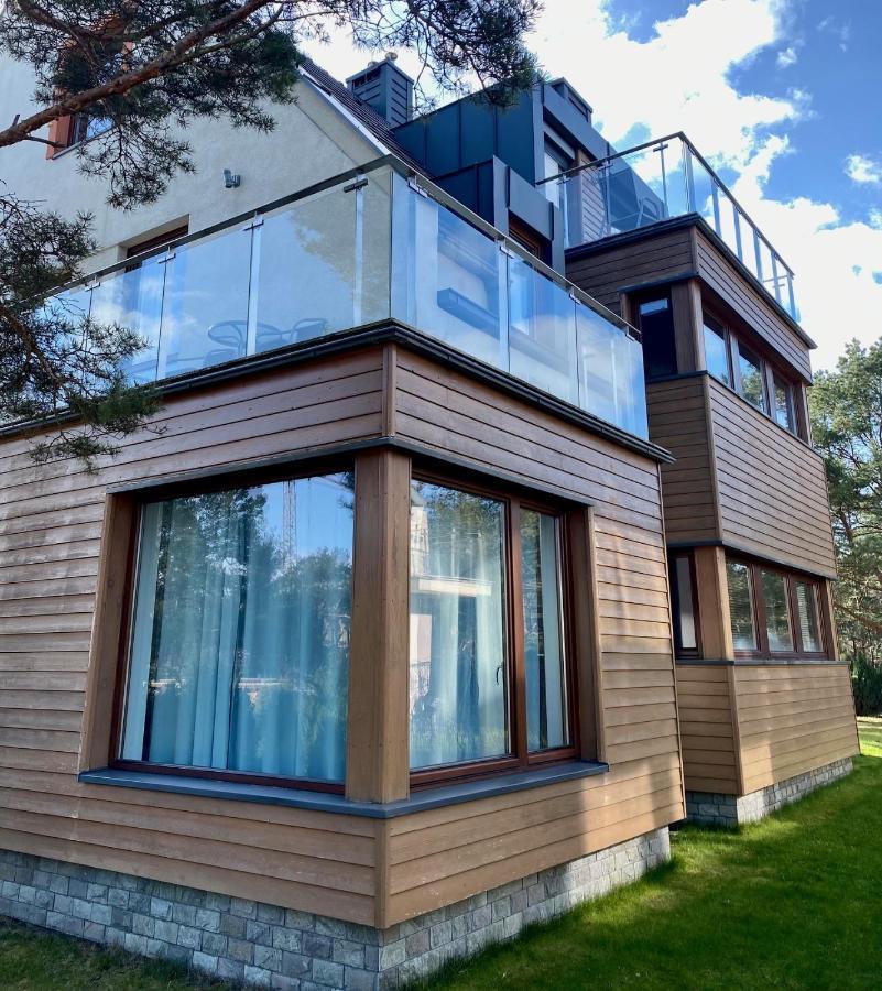 Bursztynowa 16